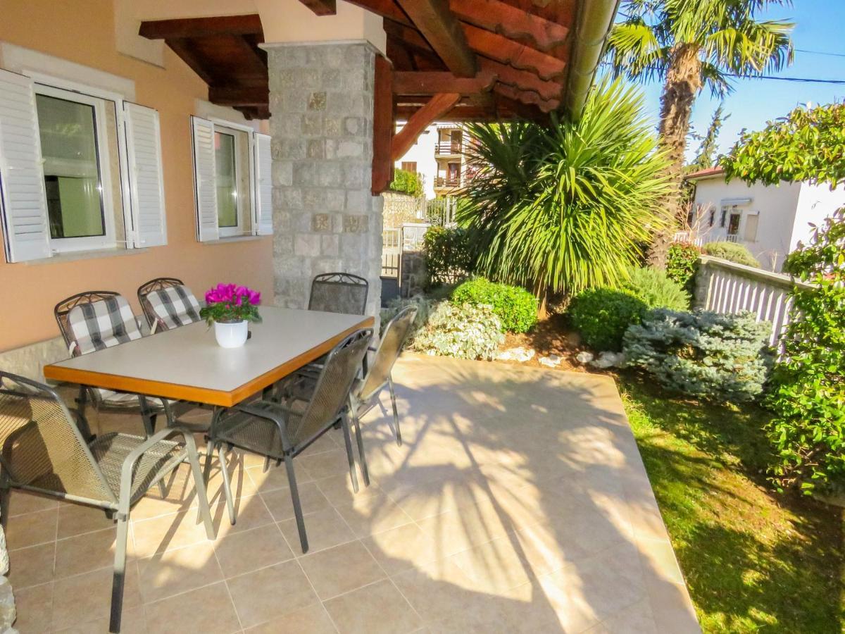 Apartment Palmic Ловран Экстерьер фото